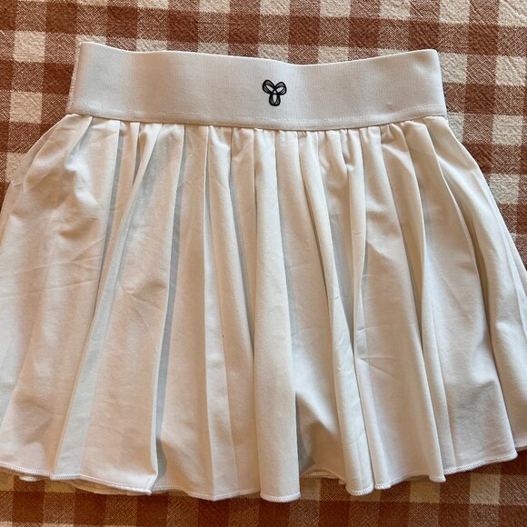 TNA Tennis Skirt - Picture 4 of 8